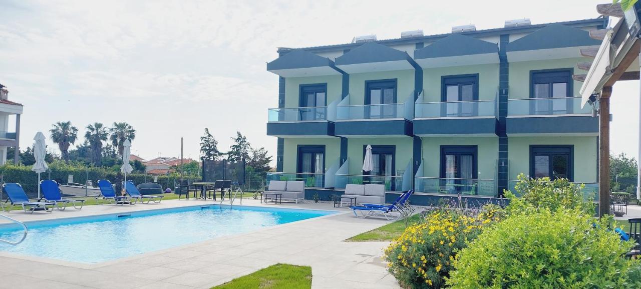 Paramithi Luxury Apartments Nikiti  Buitenkant foto