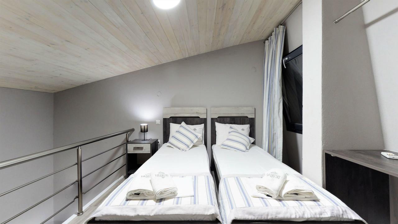 Paramithi Luxury Apartments Nikiti  Buitenkant foto