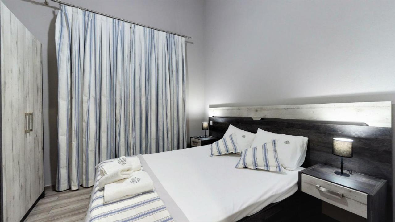 Paramithi Luxury Apartments Nikiti  Buitenkant foto