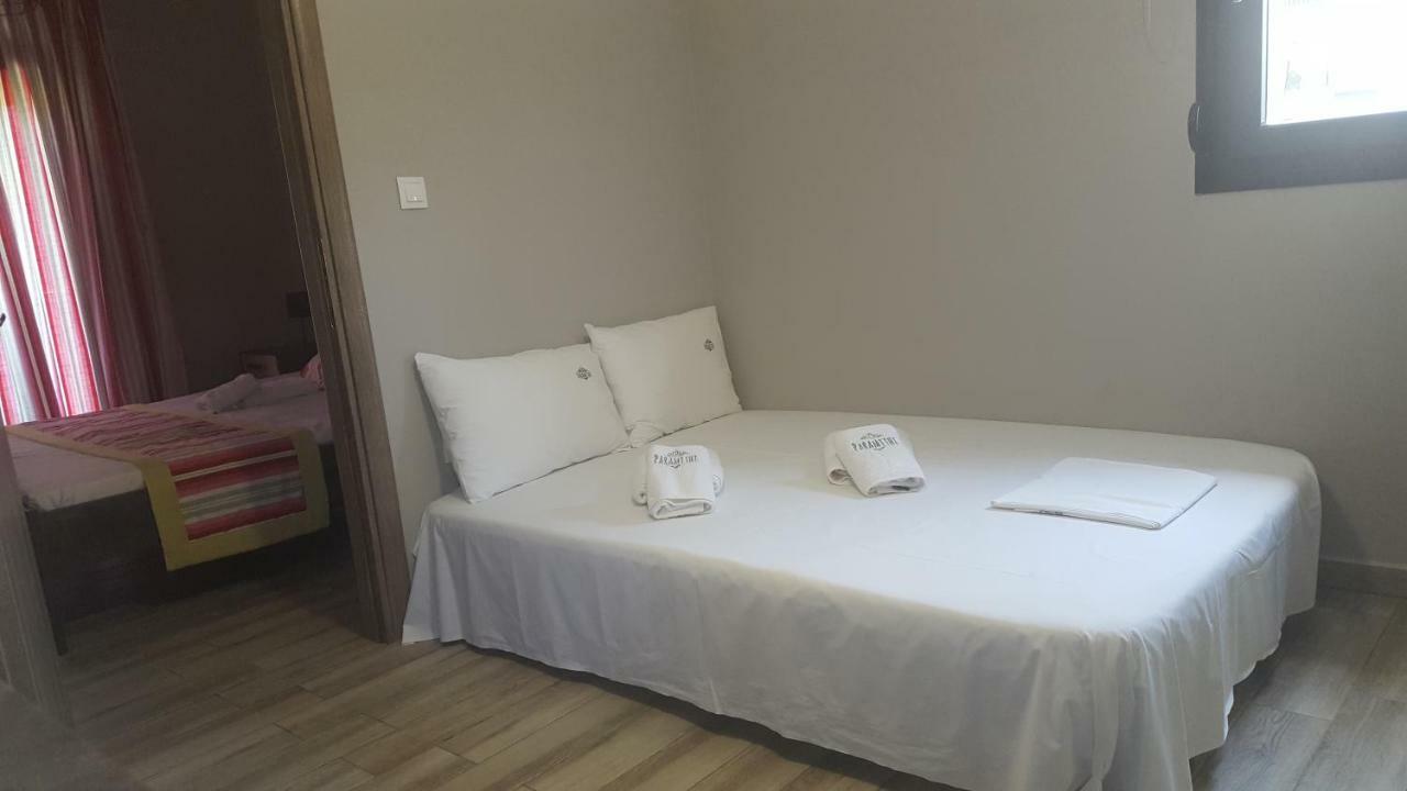 Paramithi Luxury Apartments Nikiti  Buitenkant foto