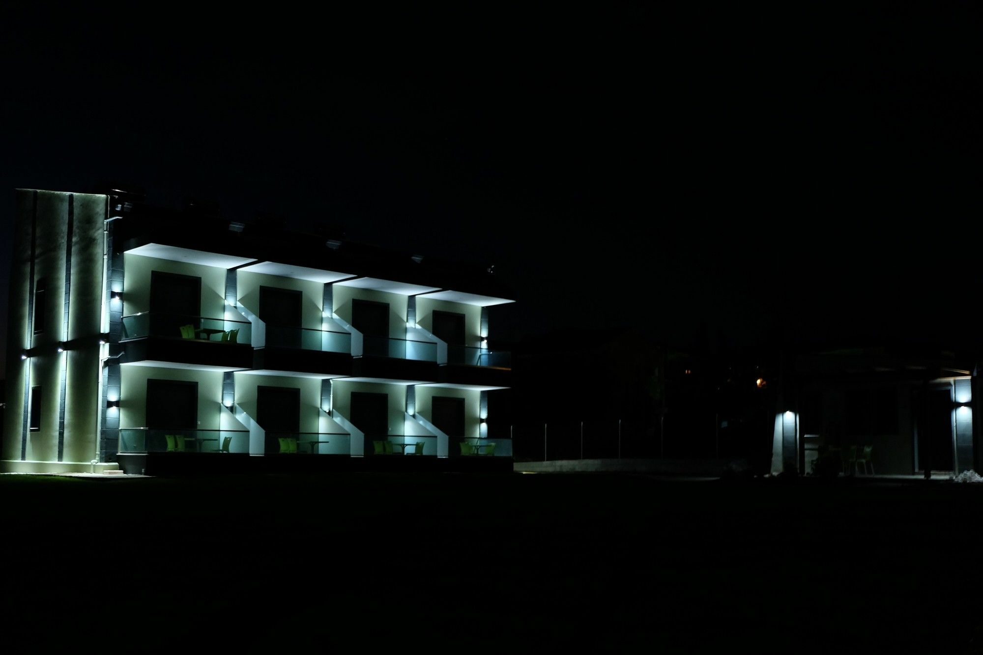 Paramithi Luxury Apartments Nikiti  Buitenkant foto