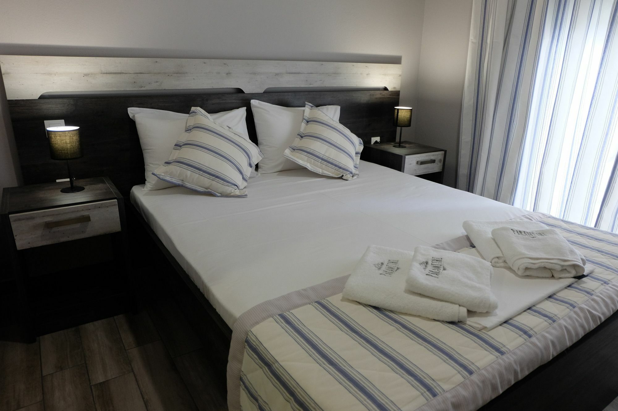 Paramithi Luxury Apartments Nikiti  Buitenkant foto