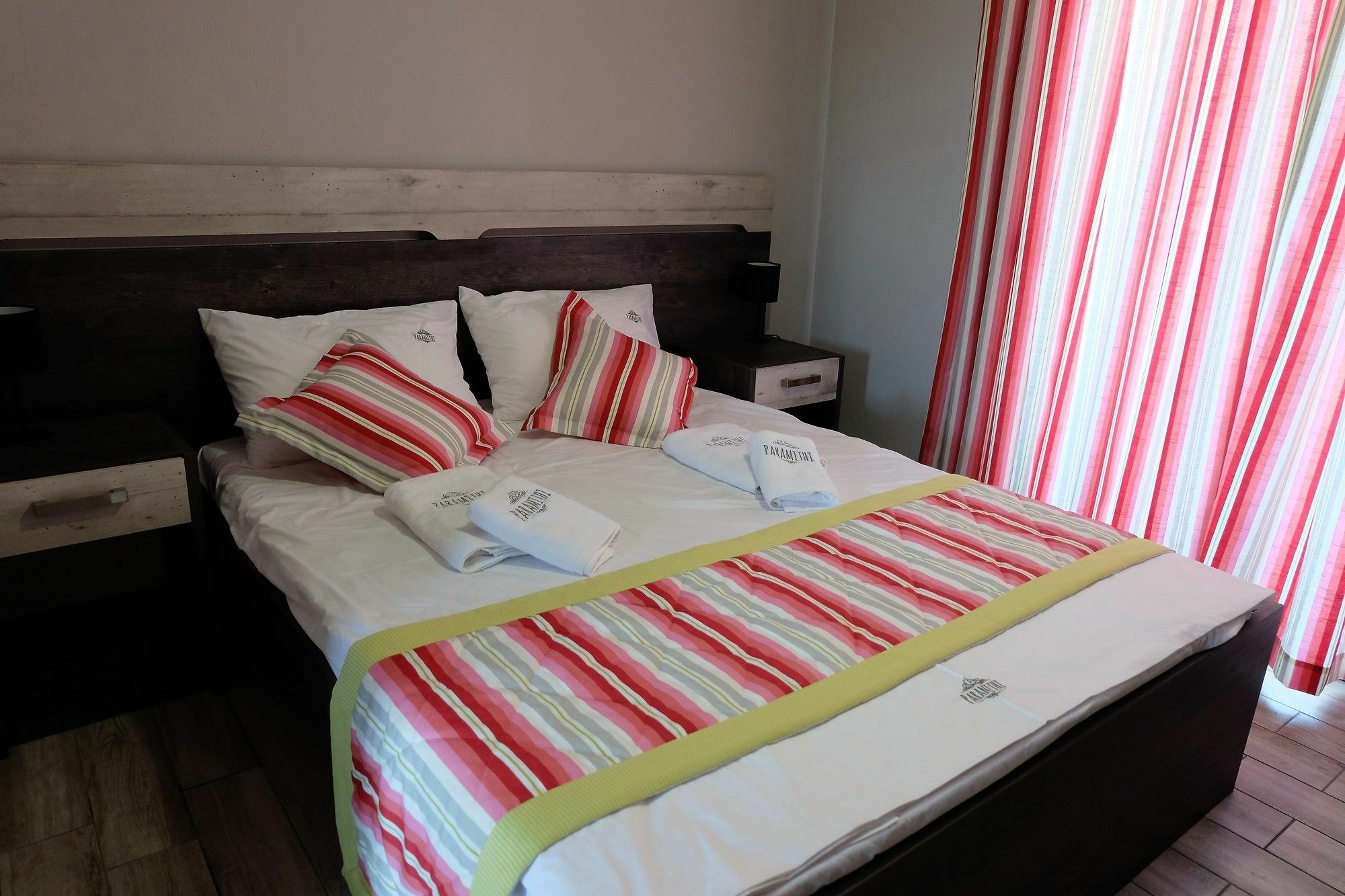 Paramithi Luxury Apartments Nikiti  Buitenkant foto