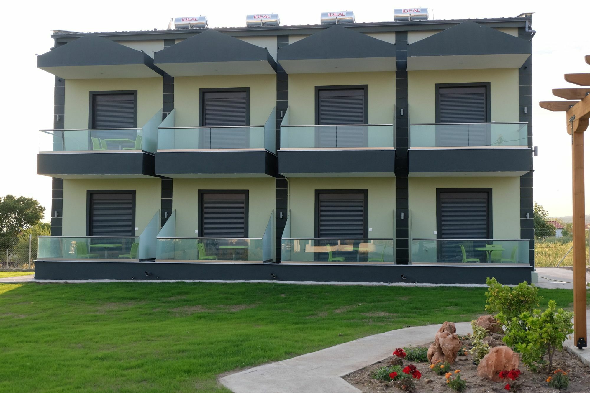 Paramithi Luxury Apartments Nikiti  Buitenkant foto